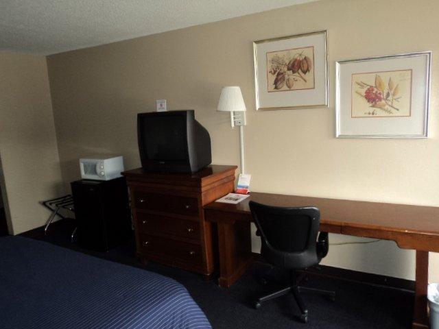 Hotel Express Anniston/Oxford Экстерьер фото